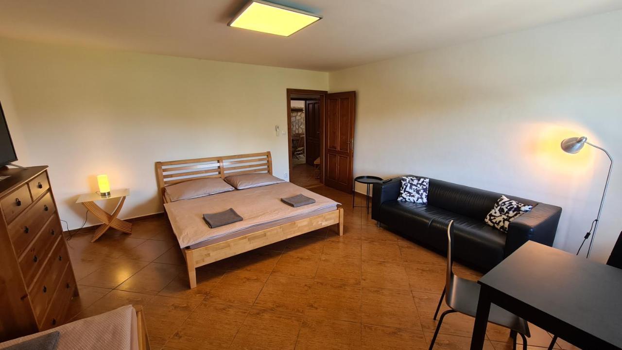 Apartmany Turold Mikulov Ngoại thất bức ảnh