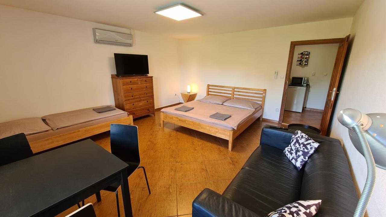 Apartmany Turold Mikulov Ngoại thất bức ảnh